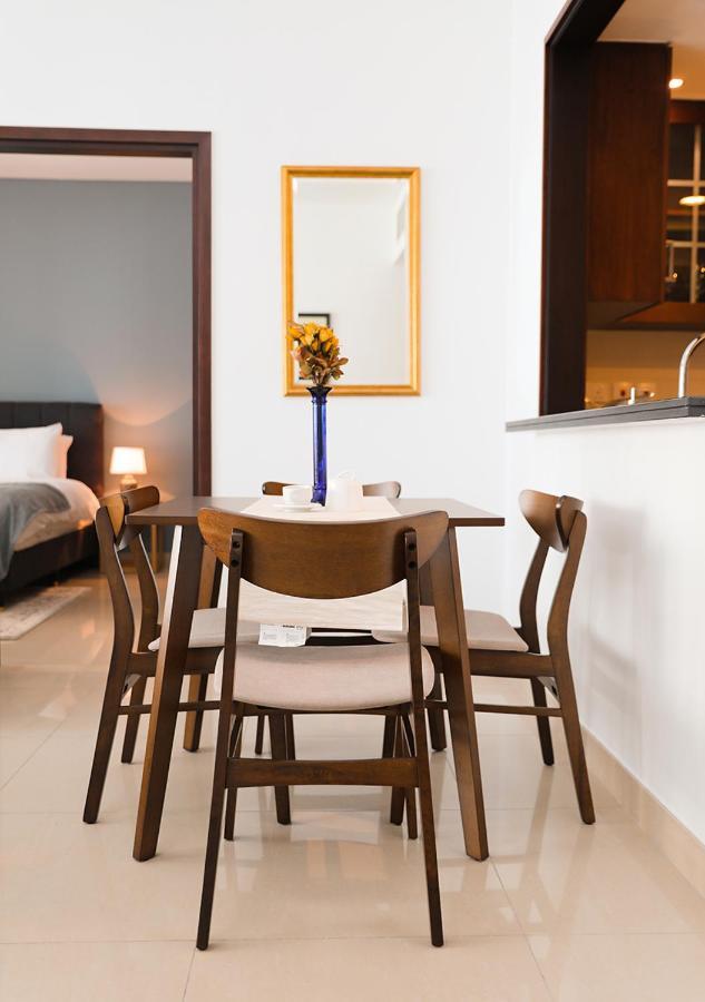 Nasma Luxury Stays - Fancy Apartment With Balcony Near Burj Khalifa Дубай Экстерьер фото