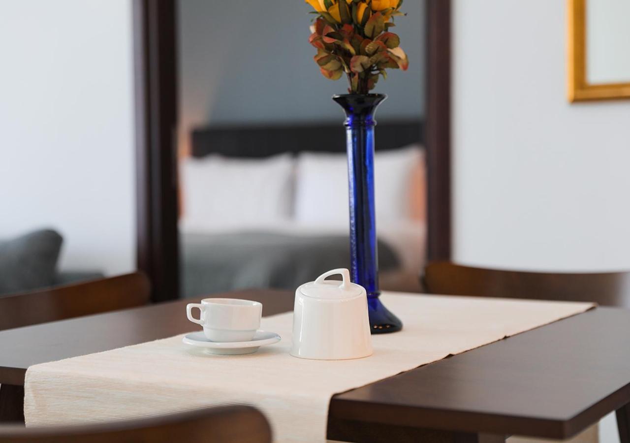 Nasma Luxury Stays - Fancy Apartment With Balcony Near Burj Khalifa Дубай Экстерьер фото